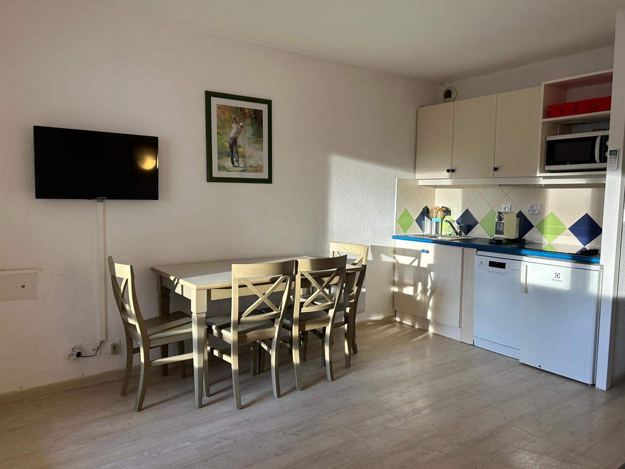 Domaine Valescure Appartement 1 Ou 2 Pieces Vue Jardin Ou Piscine Saint-Raphaël Esterno foto