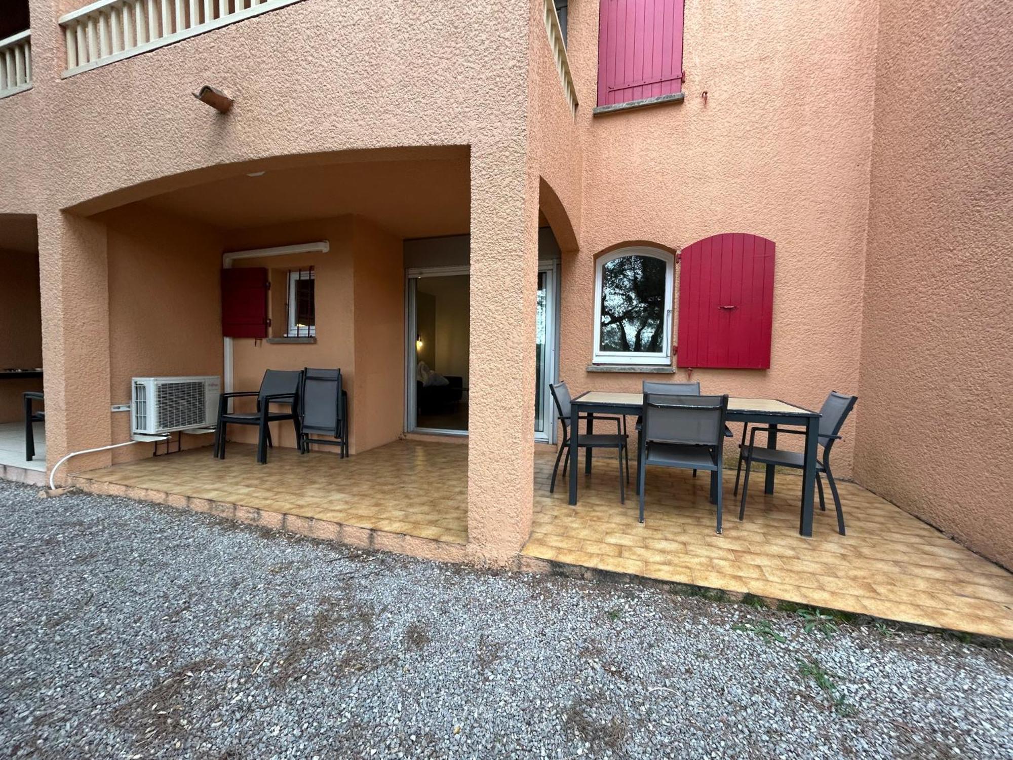 Domaine Valescure Appartement 1 Ou 2 Pieces Vue Jardin Ou Piscine Saint-Raphaël Esterno foto