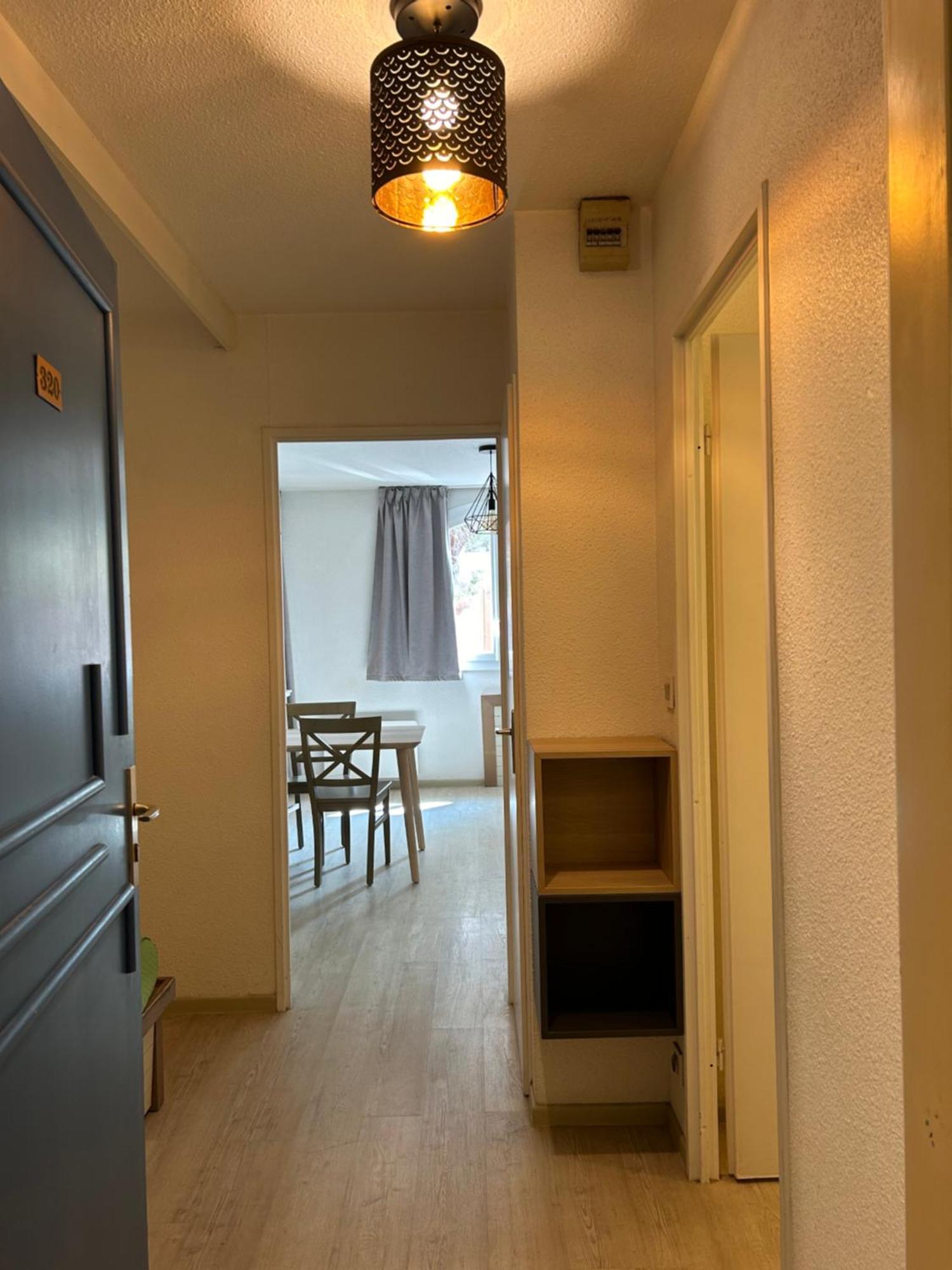 Domaine Valescure Appartement 1 Ou 2 Pieces Vue Jardin Ou Piscine Saint-Raphaël Esterno foto
